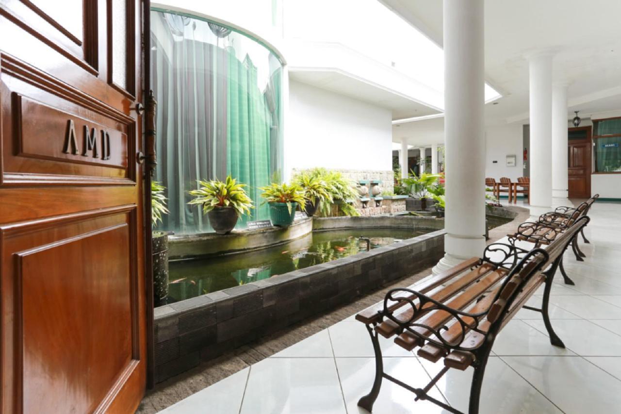 Reddoorz Syariah Near Alun Alun Magelang Bayeman Hotel Exterior foto