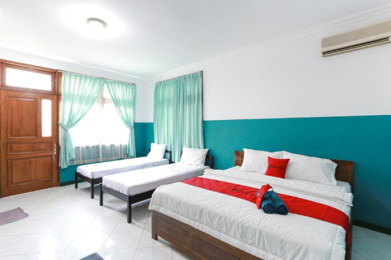 Reddoorz Syariah Near Alun Alun Magelang Bayeman Hotel Exterior foto